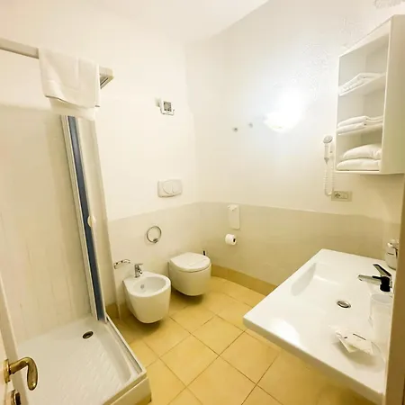 Aparthotel Eden 3*