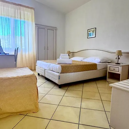 Eden Hotel apartamentowy Palinuro