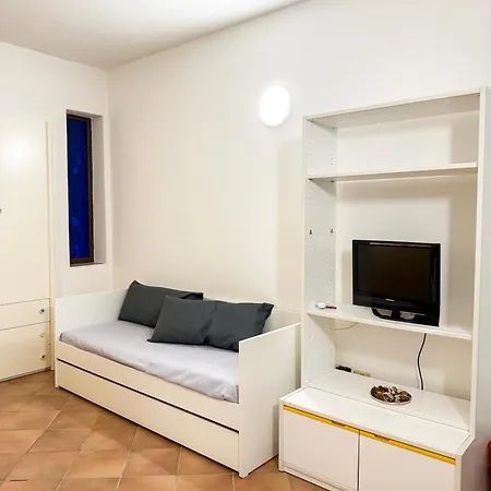 Eden Aparthotel