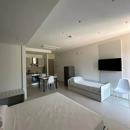 Eden Aparthotel 4*