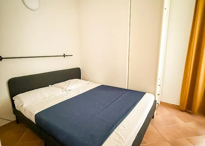 Eden Aparthotel 3*